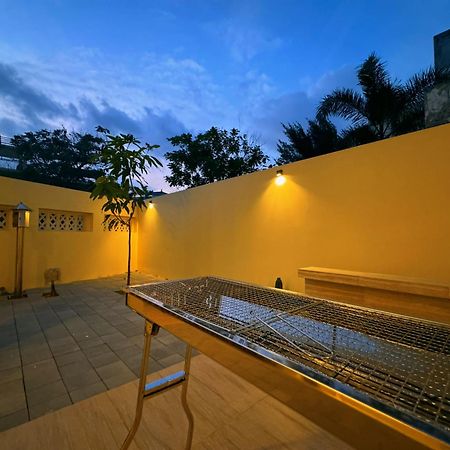 Entire Villa , Free Pickup n Drop Transport Batam Esterno foto