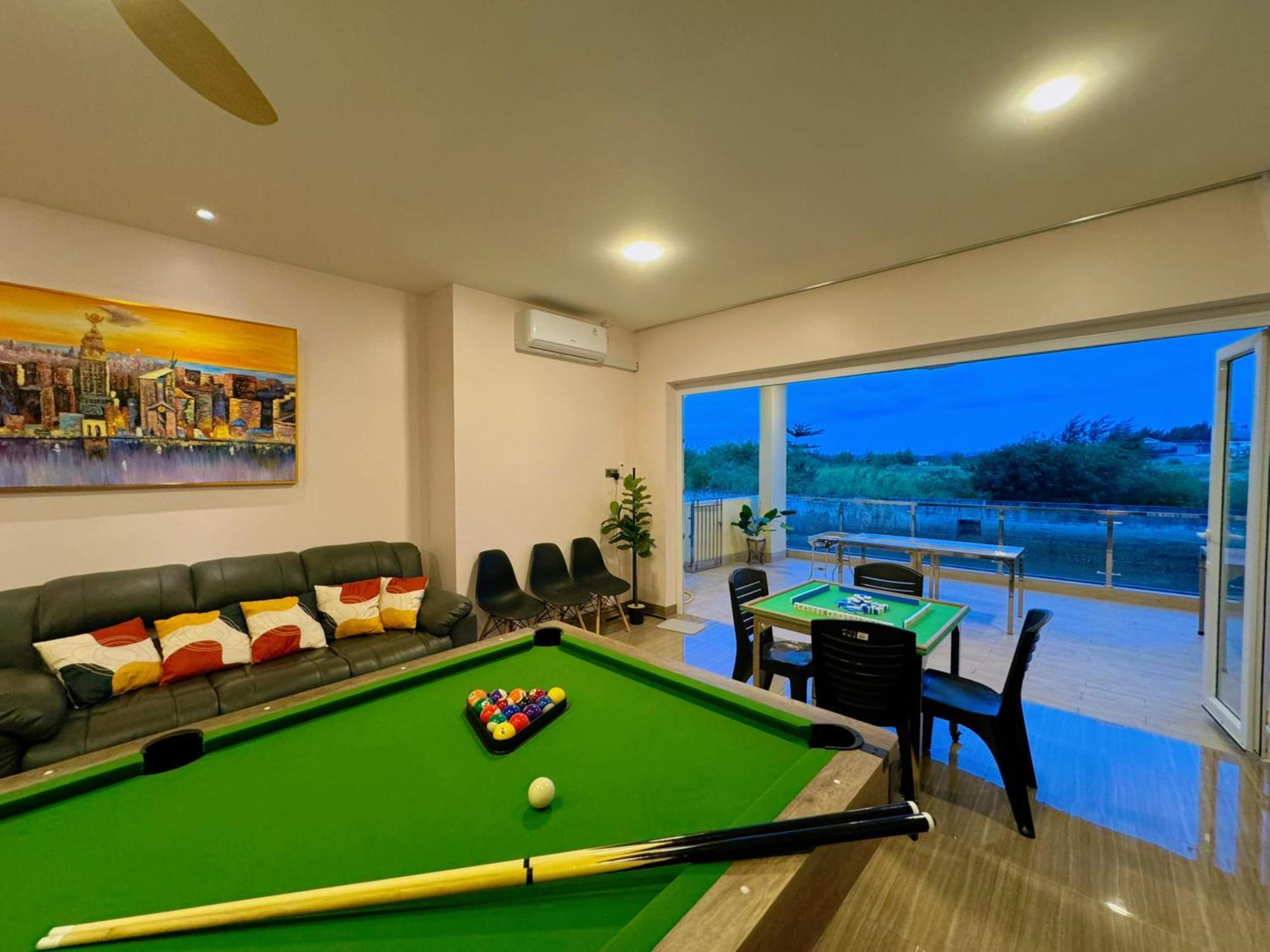 Entire Villa , Free Pickup n Drop Transport Batam Esterno foto