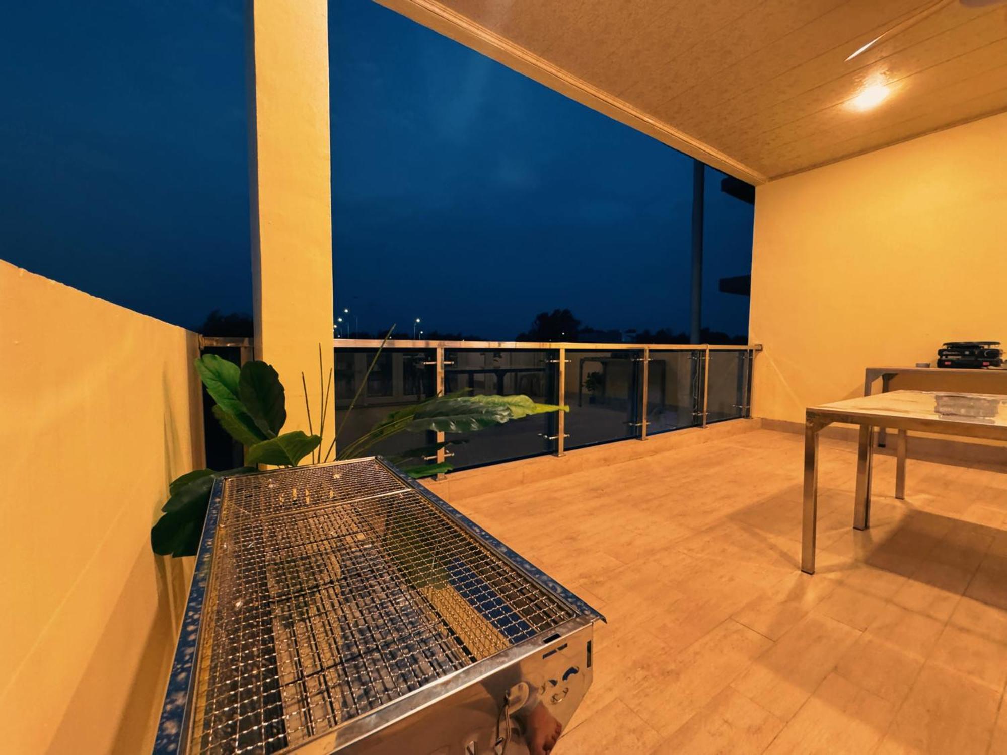 Entire Villa , Free Pickup n Drop Transport Batam Esterno foto